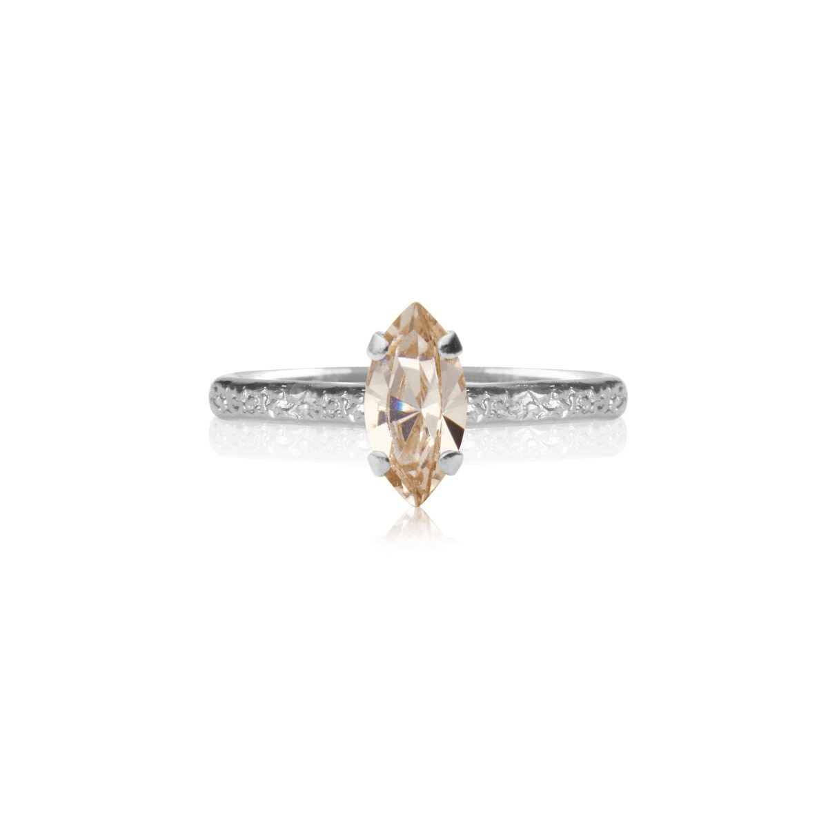 Petite Navette Ring Rhodium Light Silk