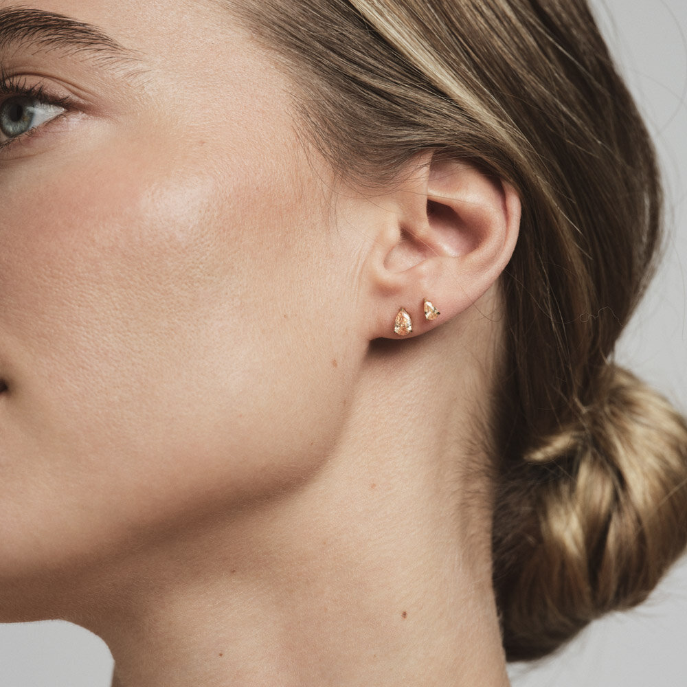 Belle Gold Small Studs - Champagne