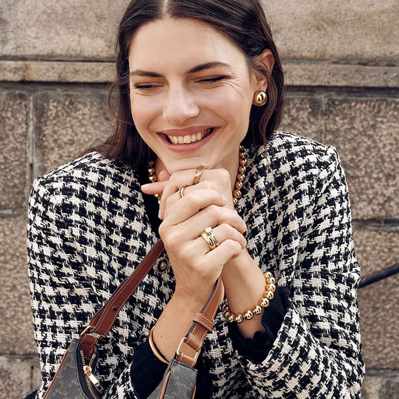 ESSIE Stud Örhängen