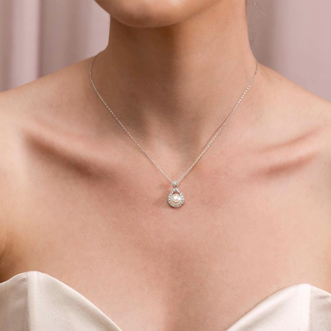 Emmylou necklace - Ivory (Silver)
