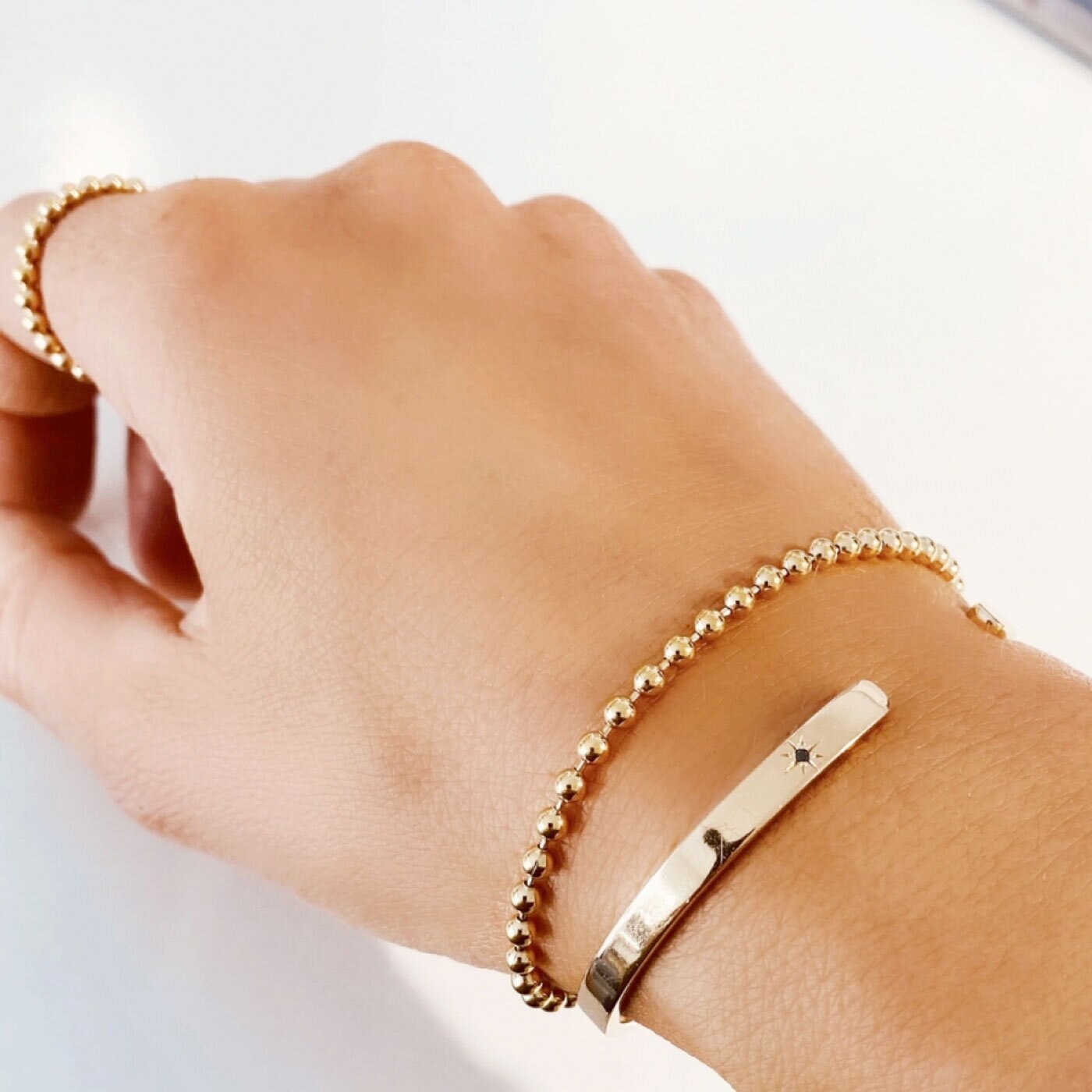 Globe Bracelet Gold