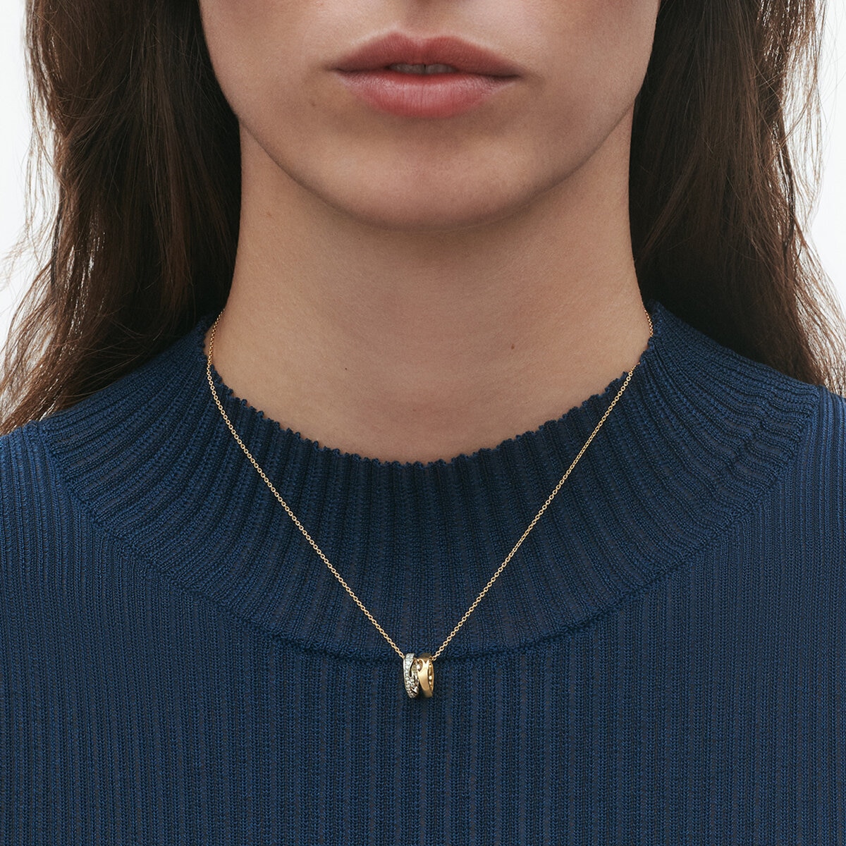 FUSION halsband med hängsmycke