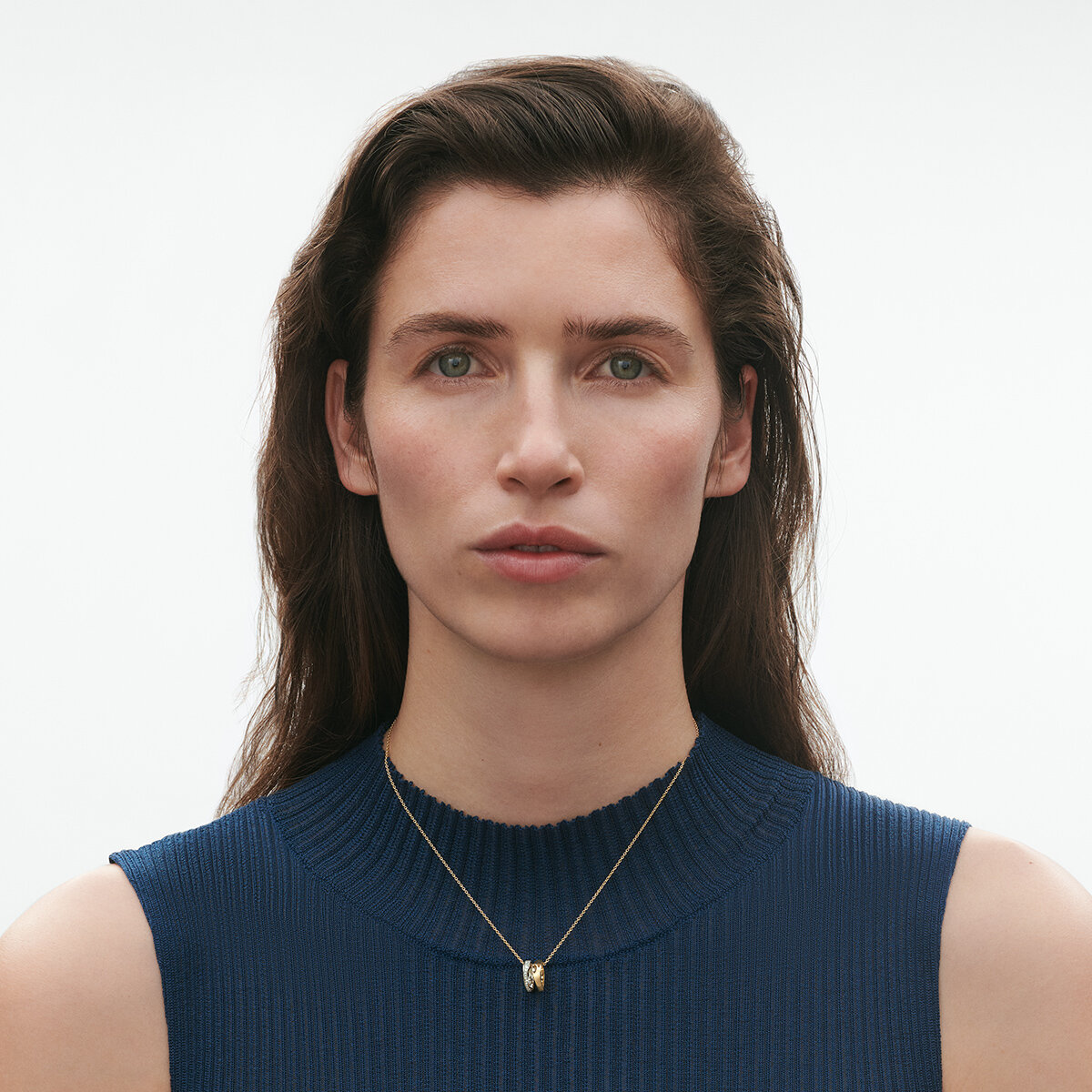 FUSION halsband med hängsmycke