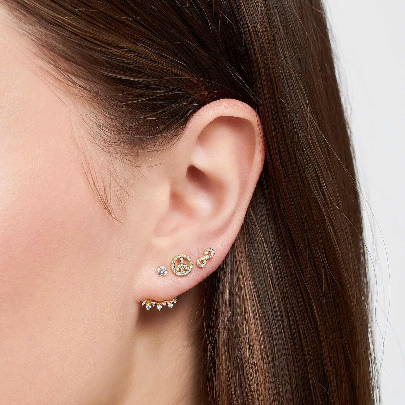 ear studs [Single]