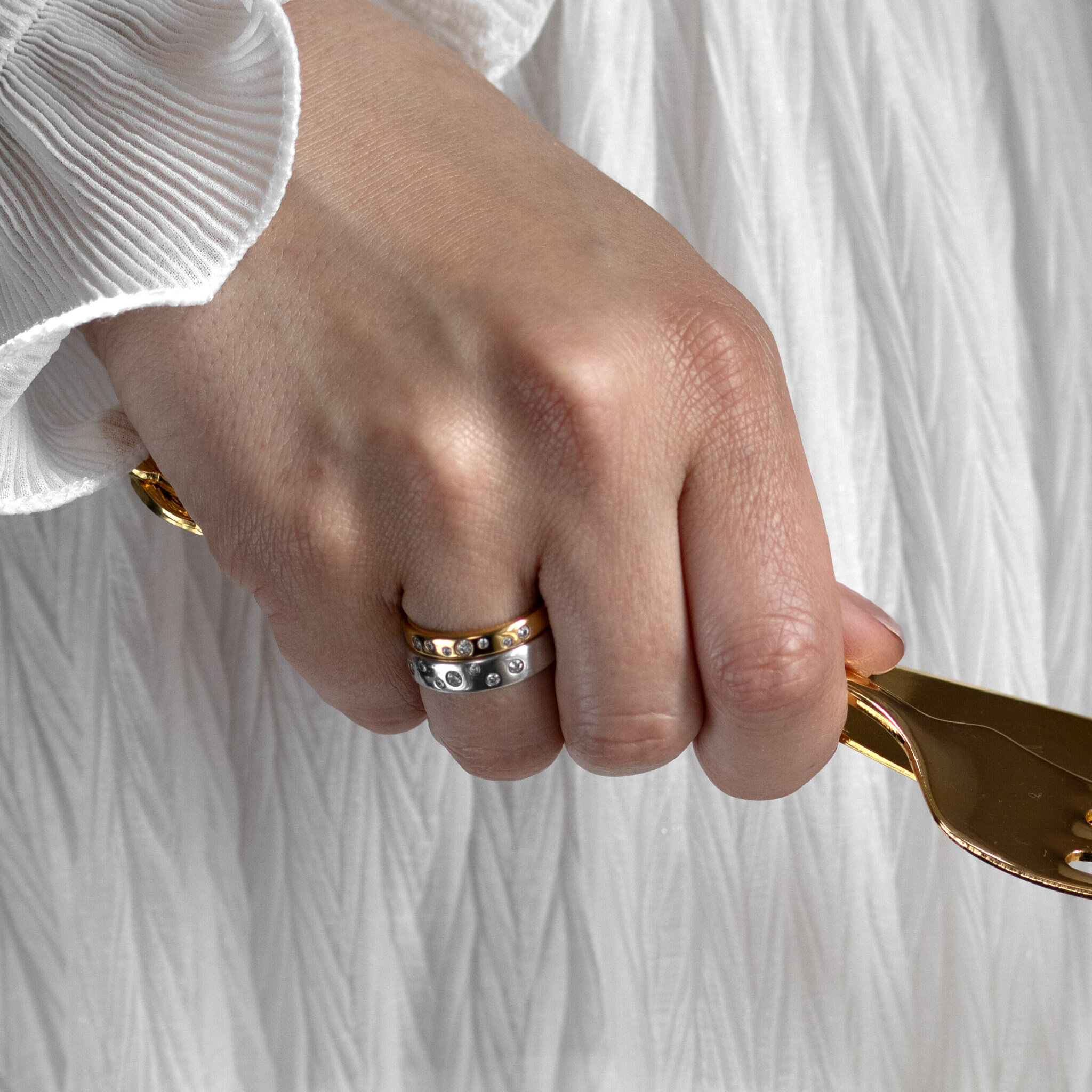 Lovisa 0,17 ct vitguld