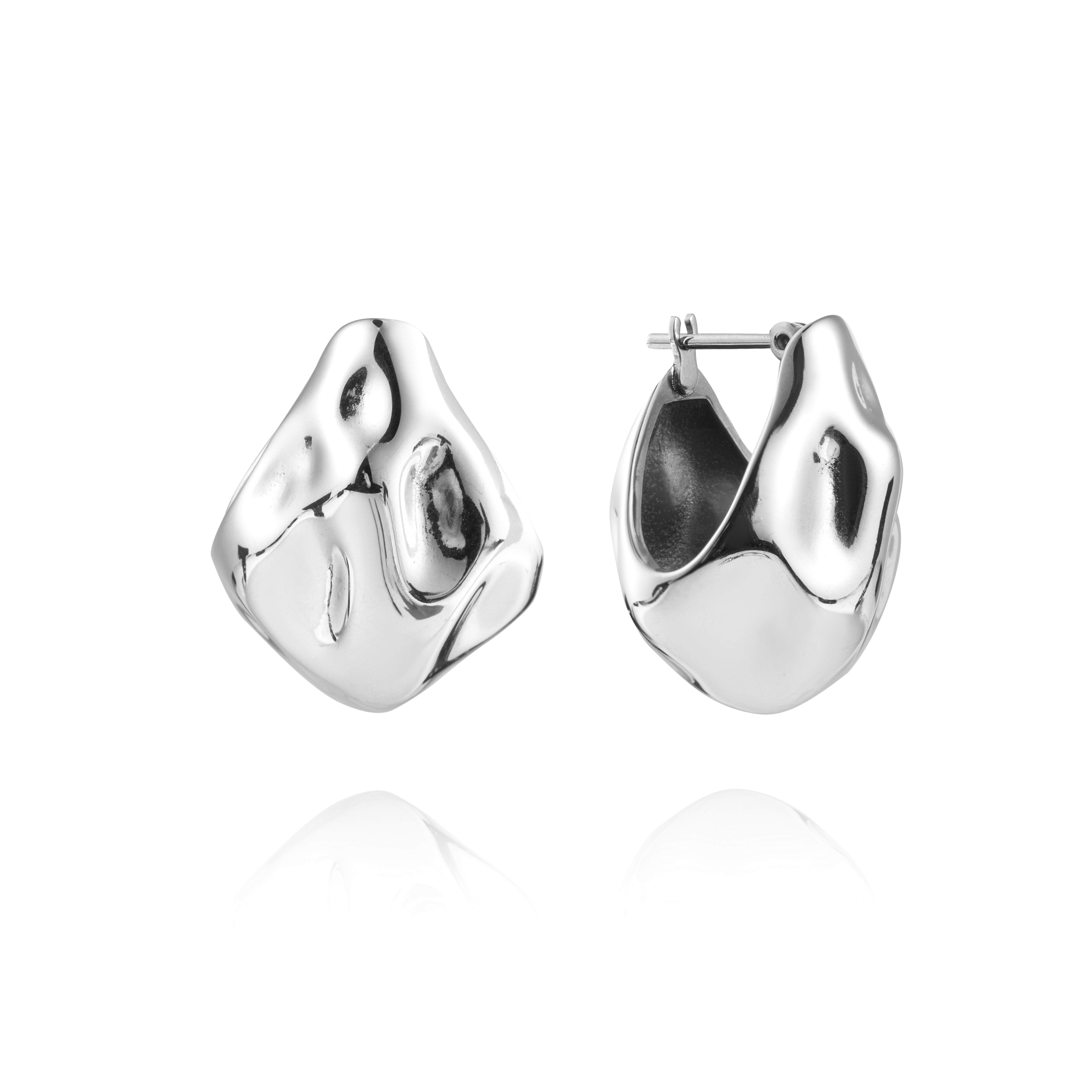 Wavy bolded drop silver earring
