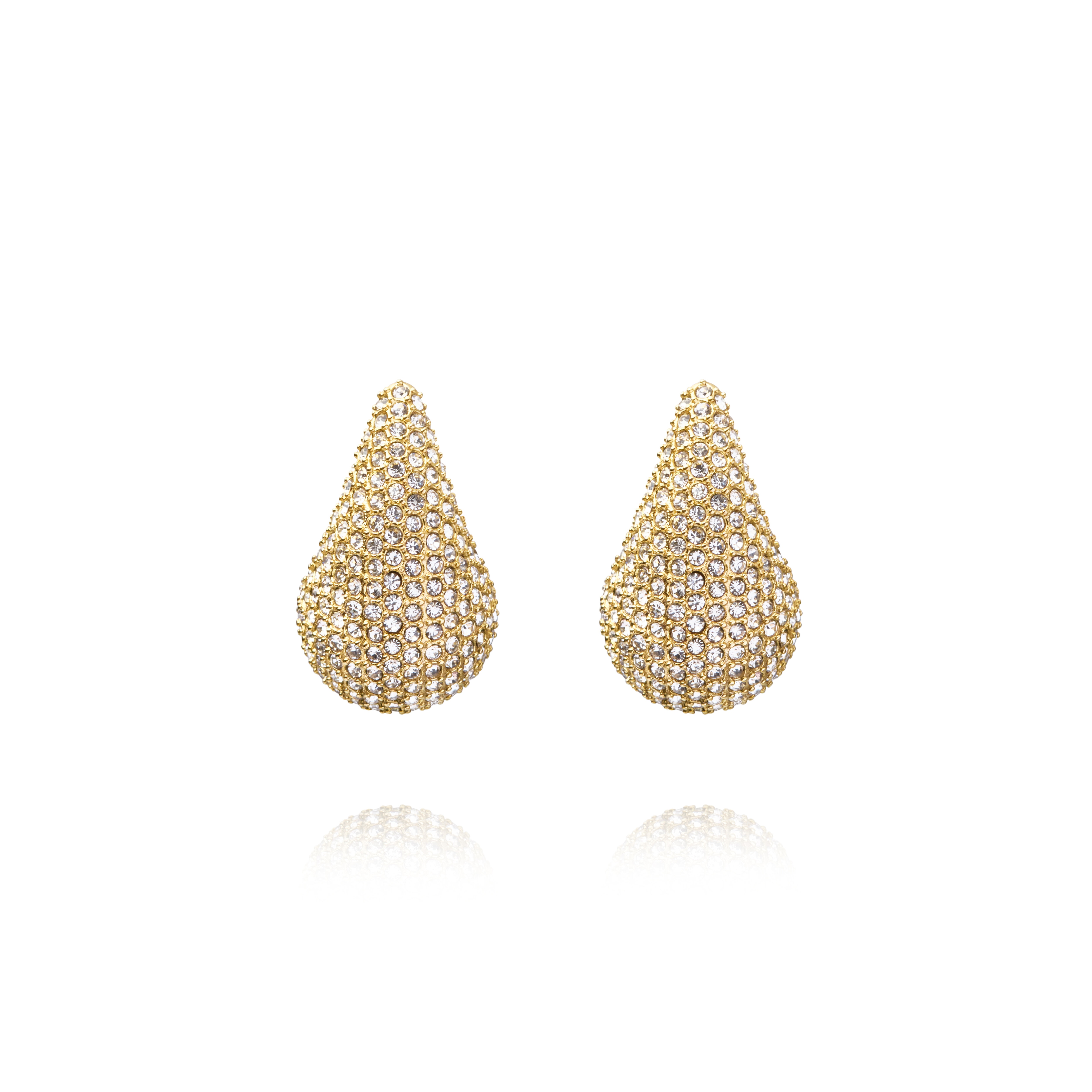 Pavé daring large gold dupe earring