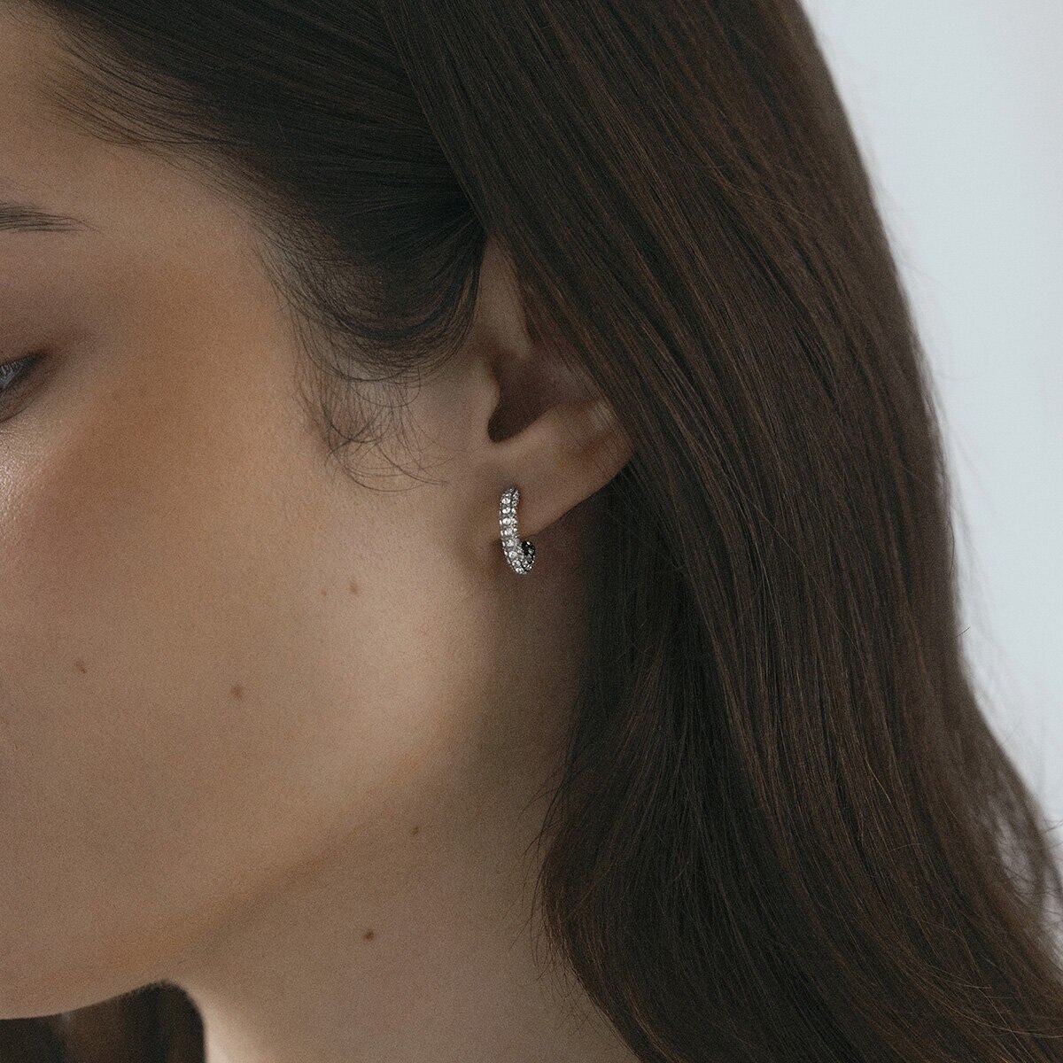Pavé eternal small silver earrings