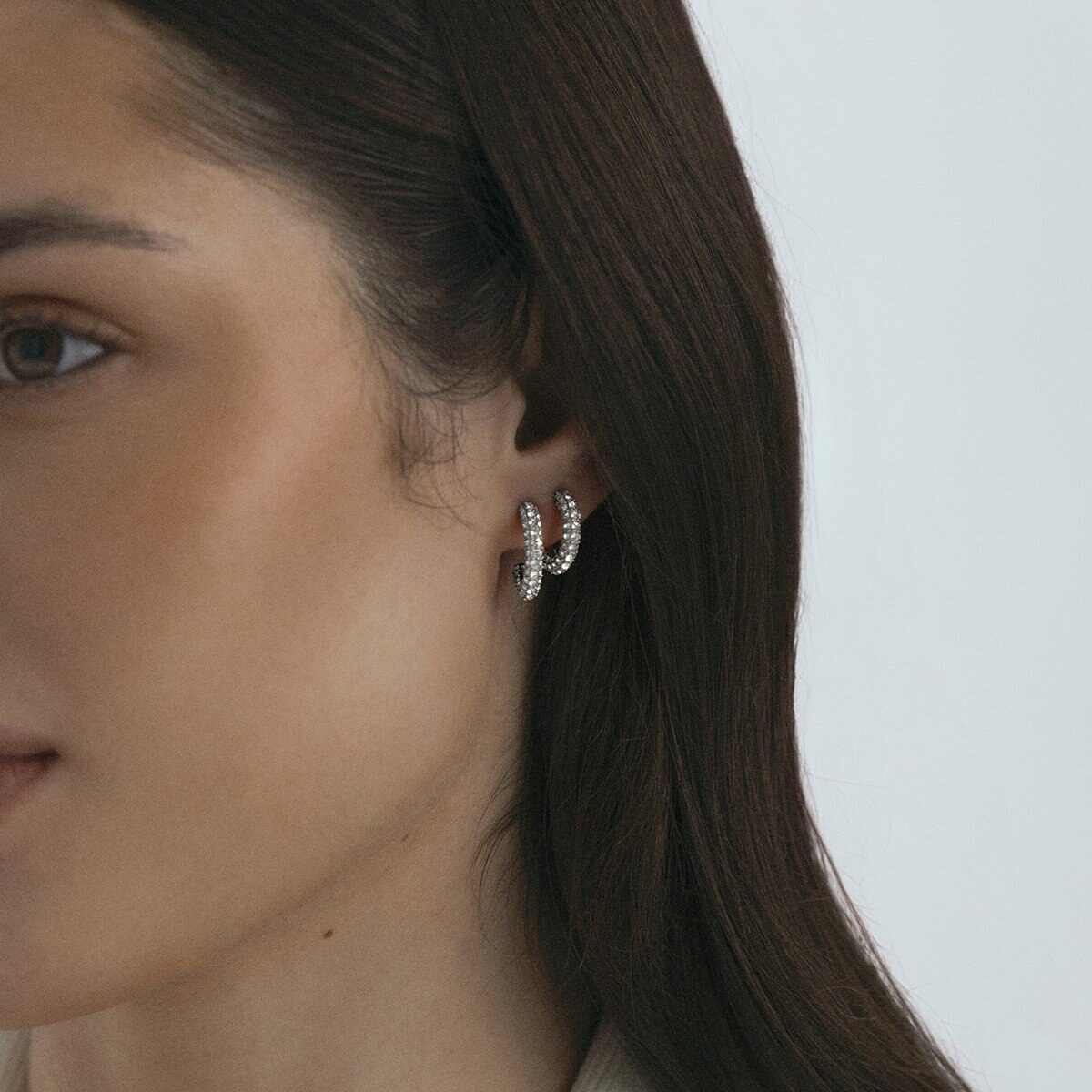 Pavé eternal small silver earrings