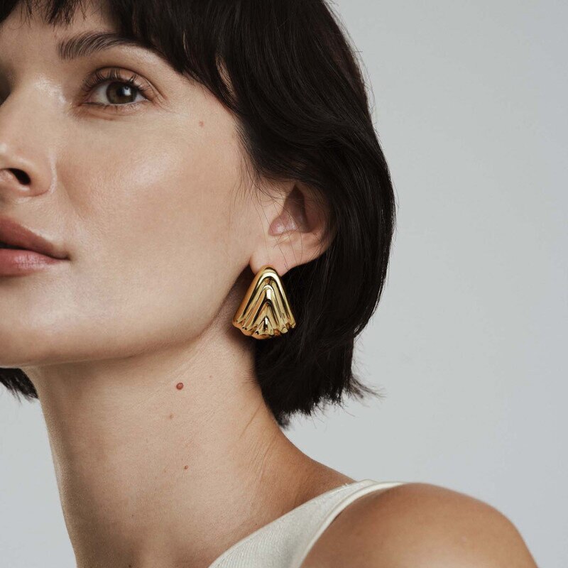 Deco Drop Gold Earrings