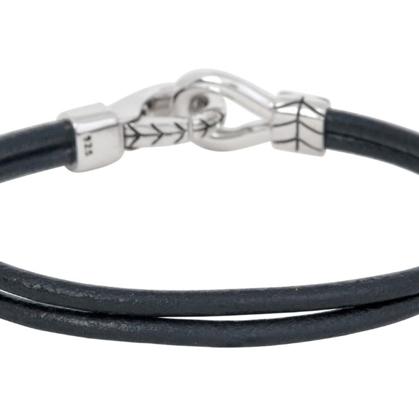 Silver/läderarmband svart. 21cm