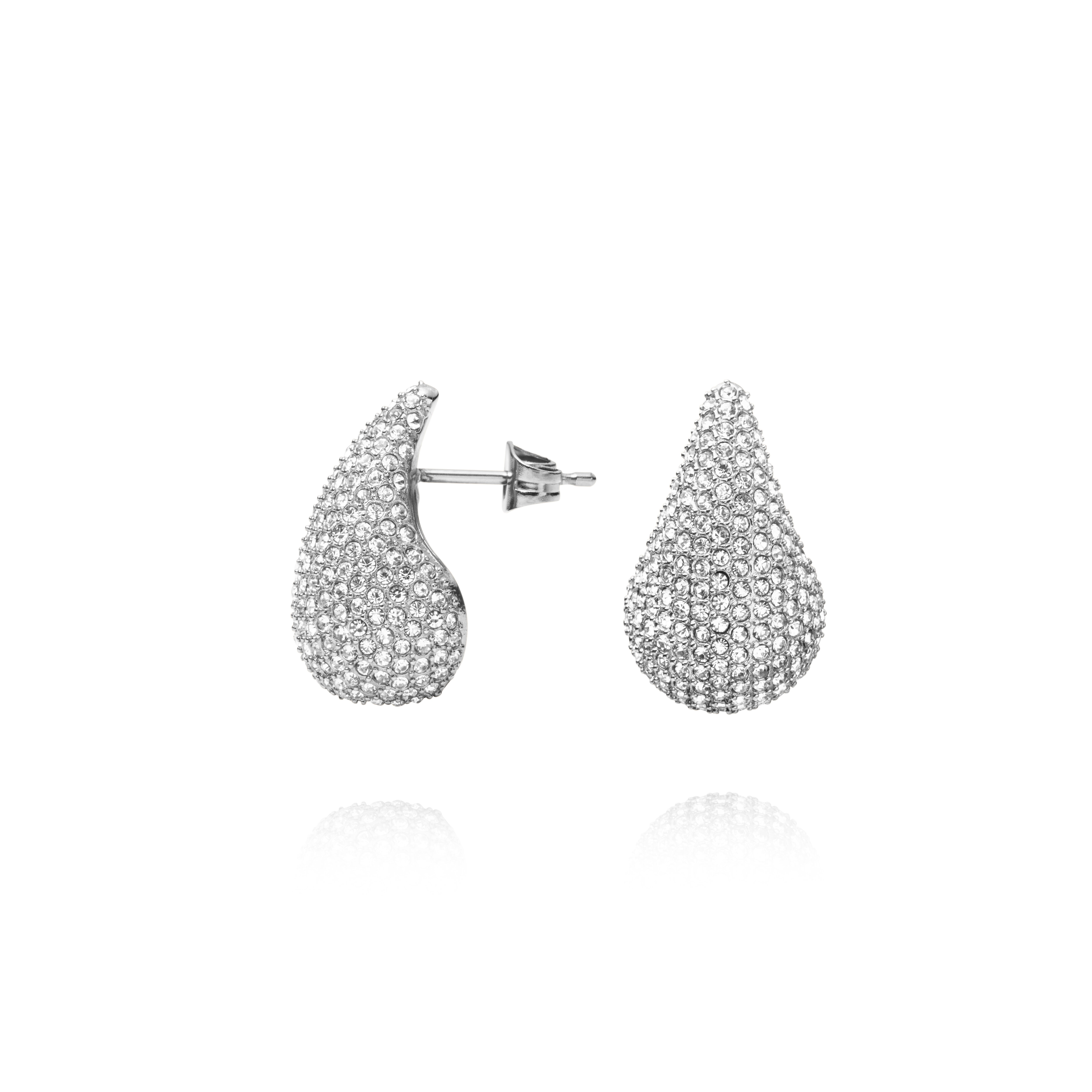 Pavé daring large silver dupe earring