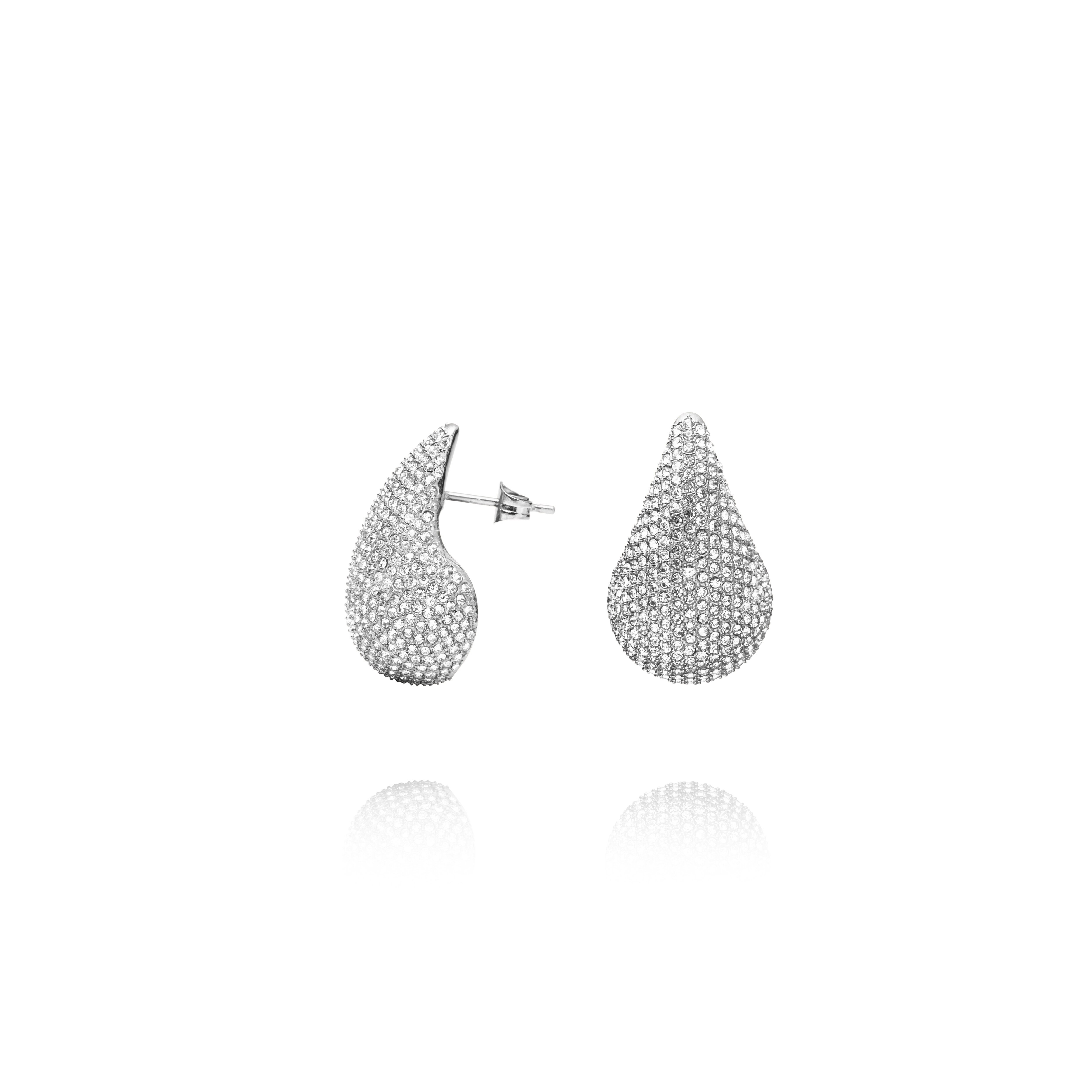 Pavé daring small silver dupe earring