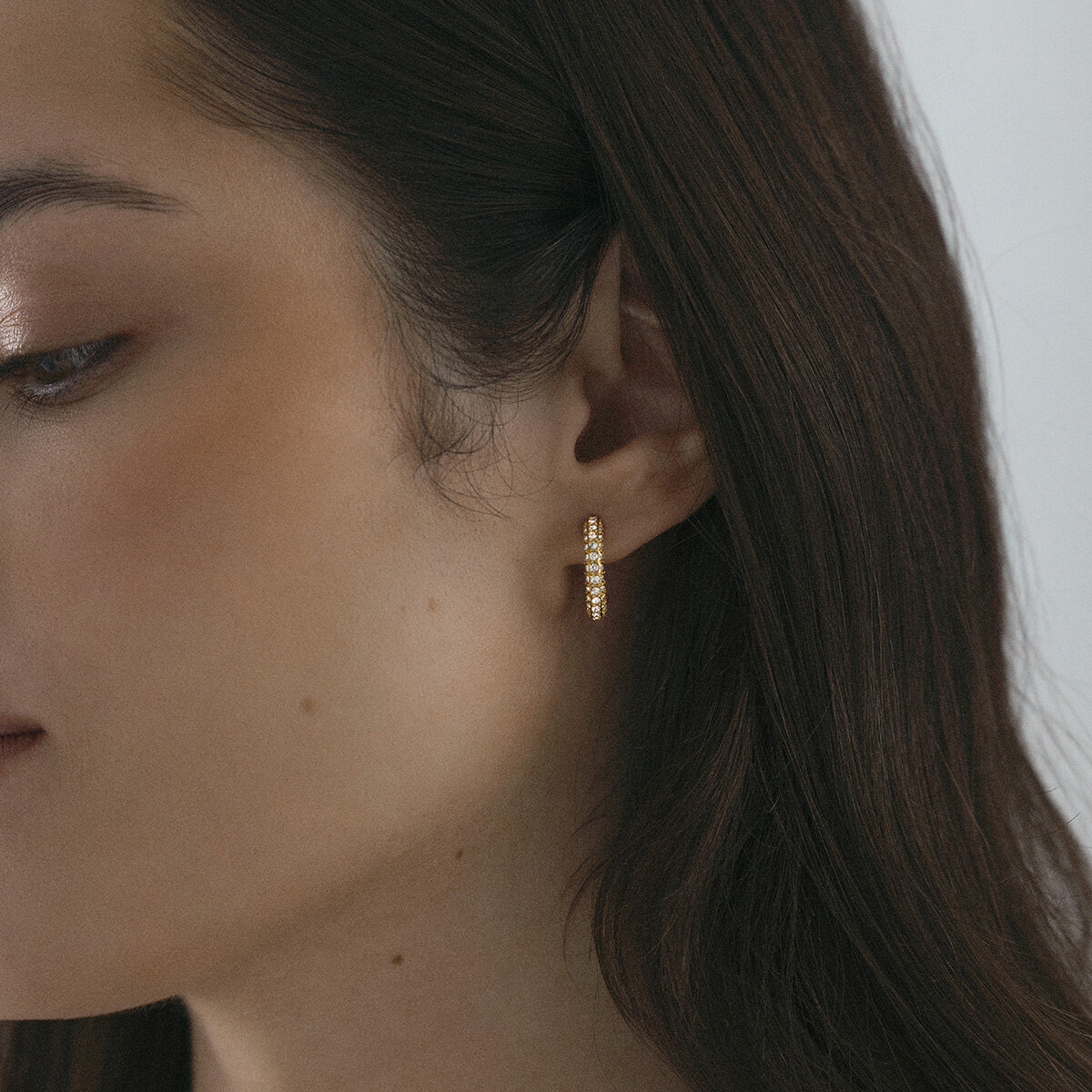 Pavé eternal medium gold earrings