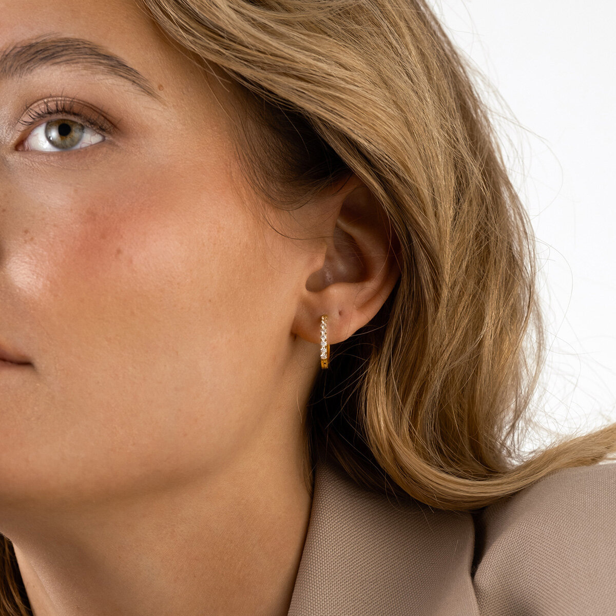 Shiny Gold Hoops Medium