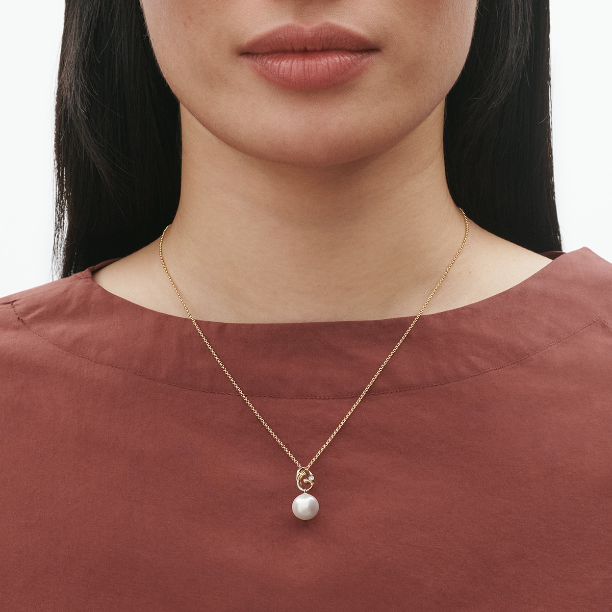 MAGIC halsband med hängsmycke