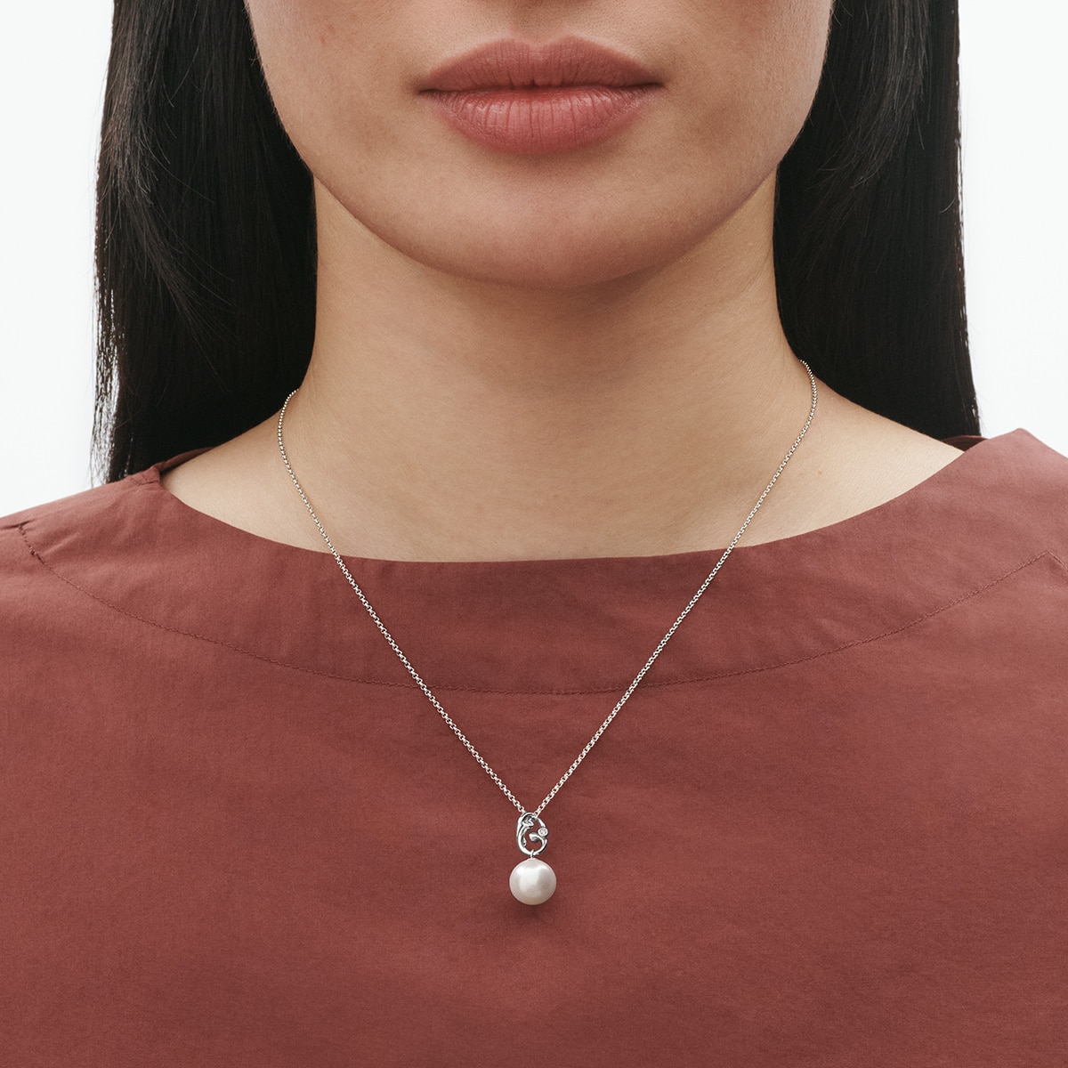 MAGIC halsband med hängsmycke