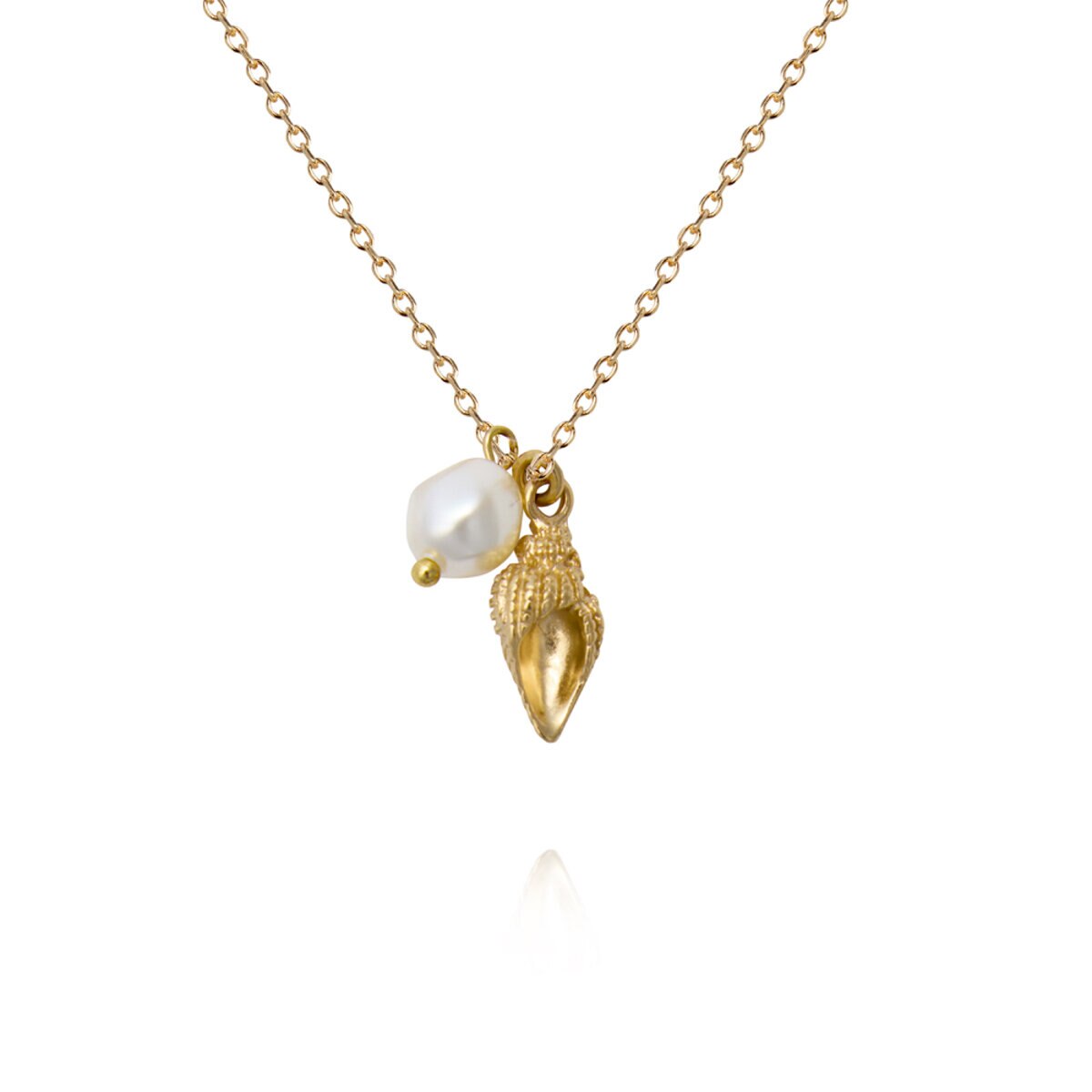 Shell Pearl Necklace Gold