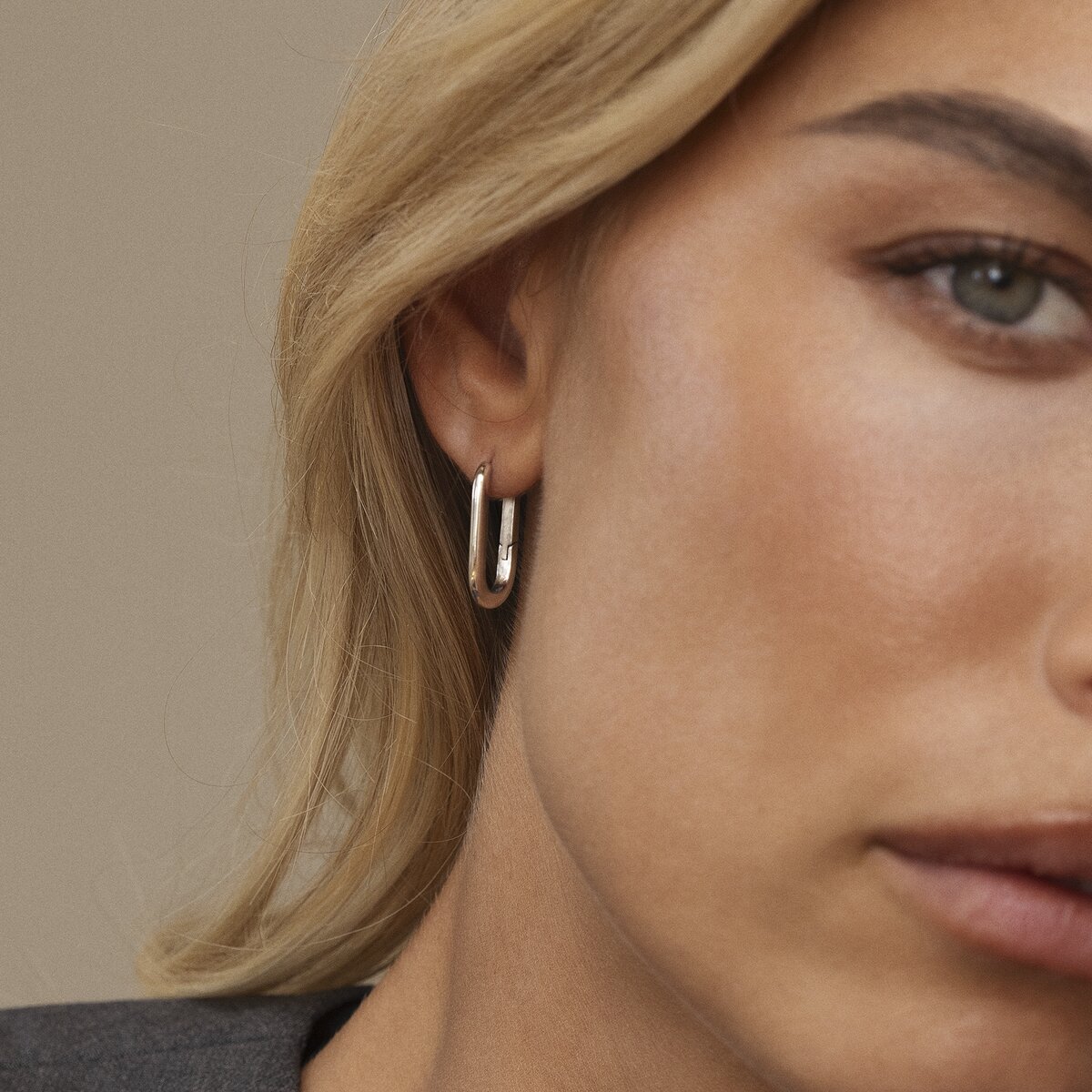 Slim Steel Medium U-Hoops