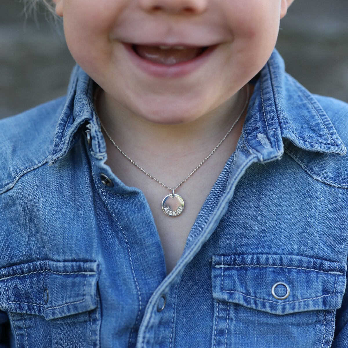 Älskad barnhalsband