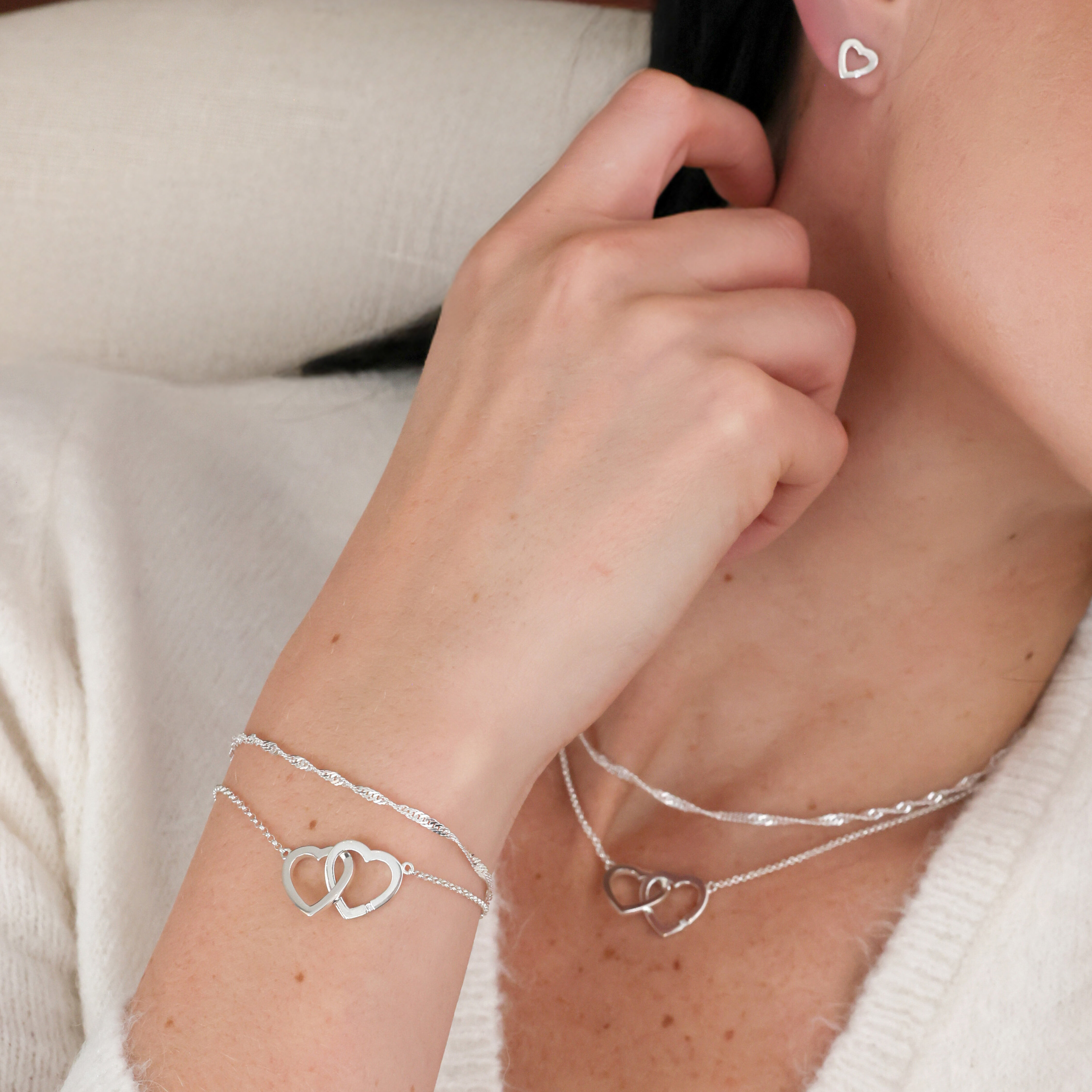 Two Hearts Major armband