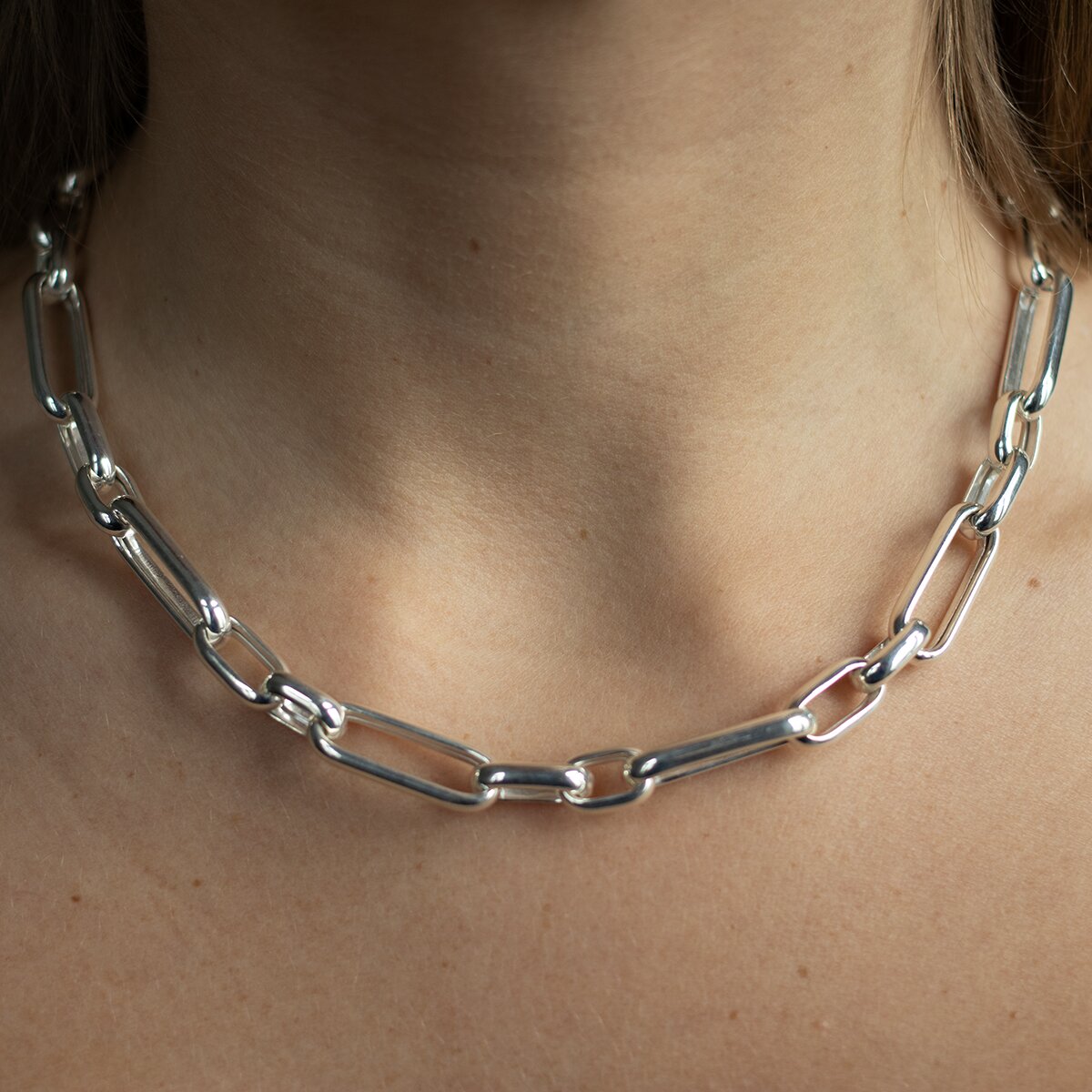Chained halsband              