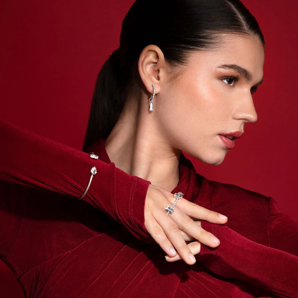 Lucy Earrings / Crystal