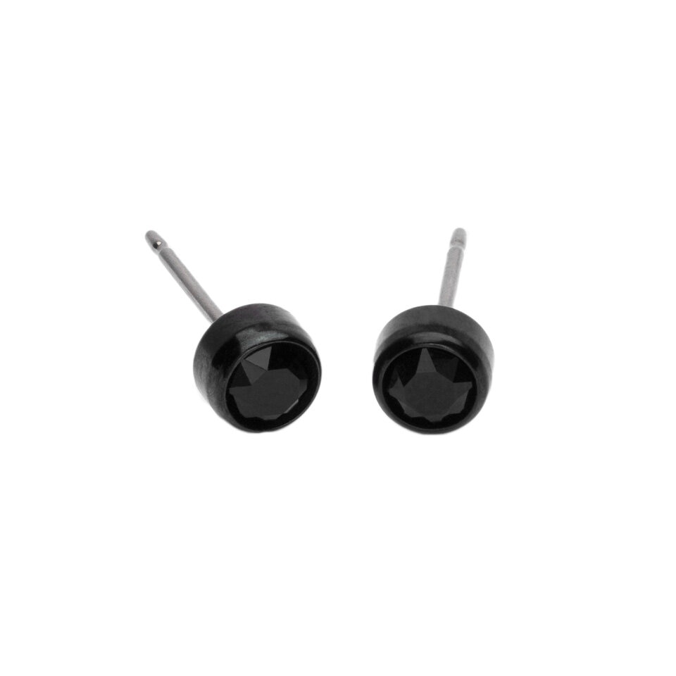 Bezel Örhängen 5 mm Black 