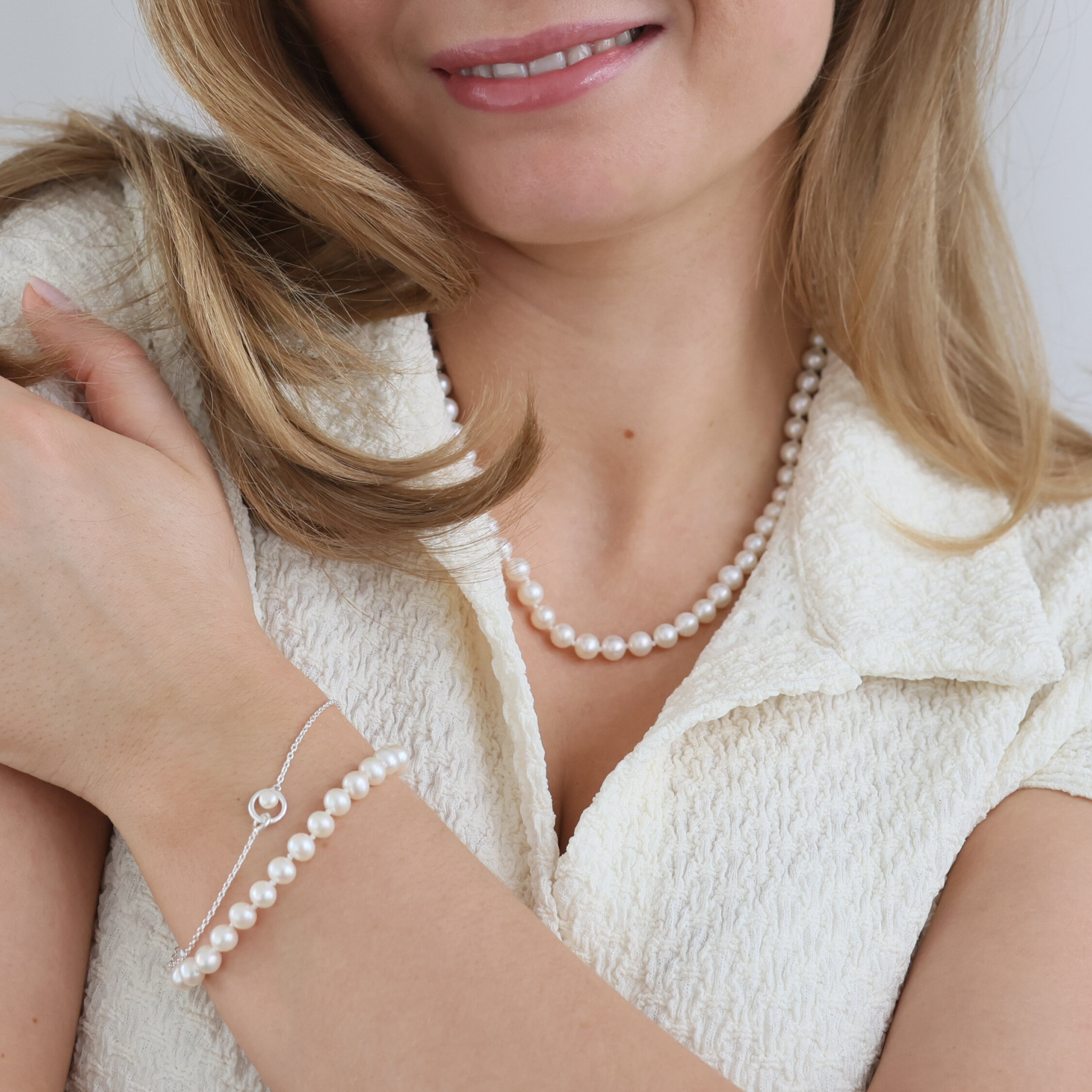 Precious armband              