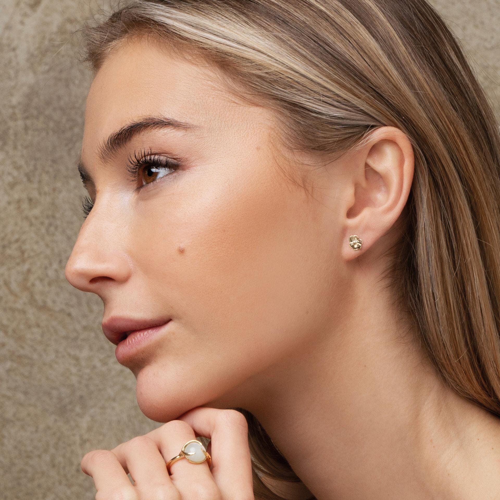 Pensée Ear