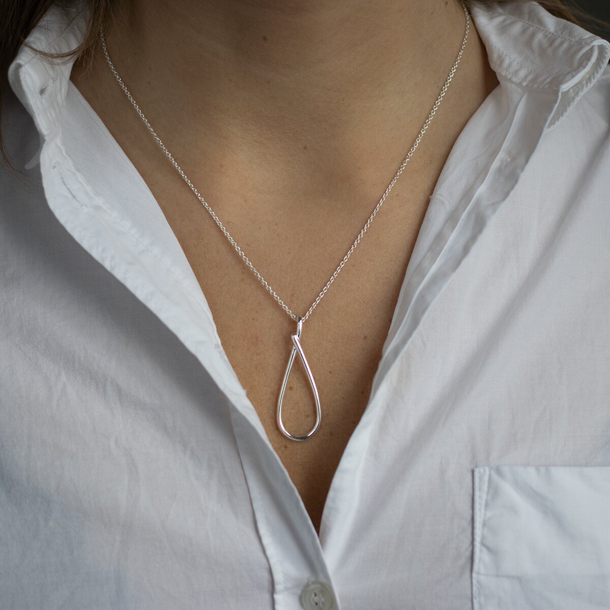 Sleek halsband                